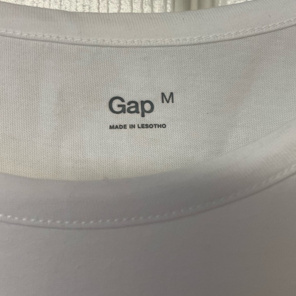 NWOT GAP Pima Cotton Flutter Sleeved Fitted Tee White Size M - Picture 6 of 7